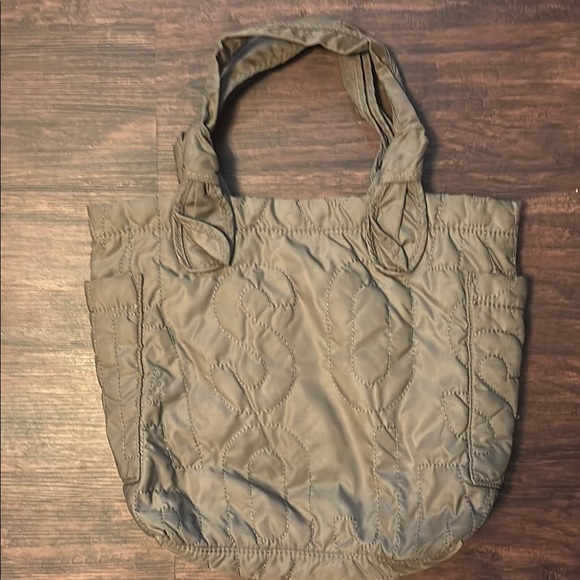 Marc Jacobs Quilted Tote Bag - Picture 2 of 16